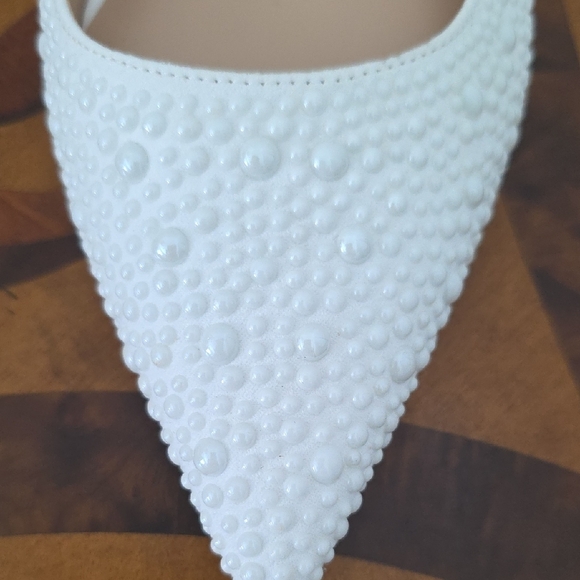 Steve Madden White Textured Slingback Flats - Picture 6 of 7